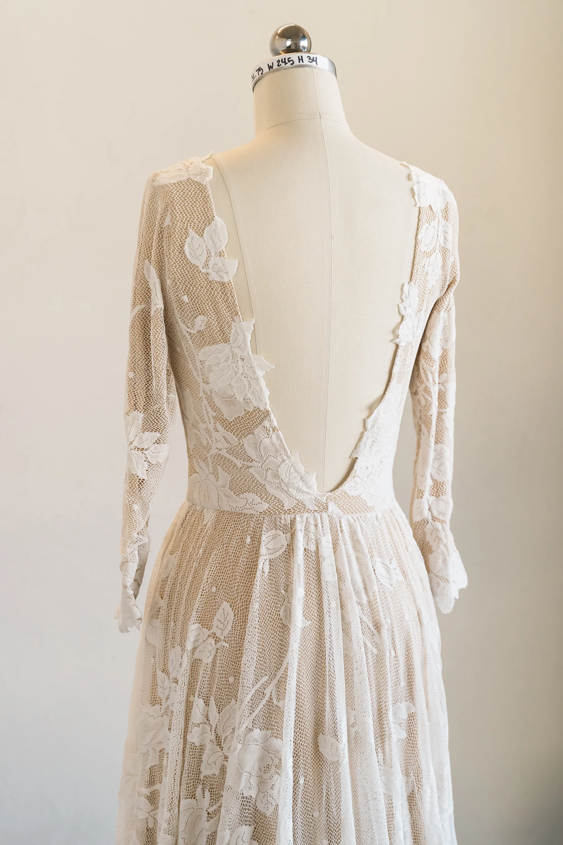 Ari Sample (size S) - Image 15