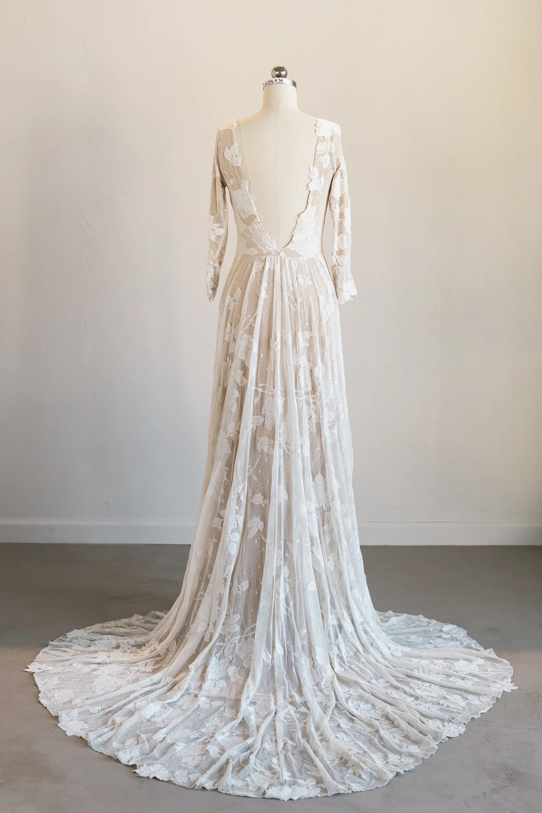 Ari Sample (size S) - Image 16