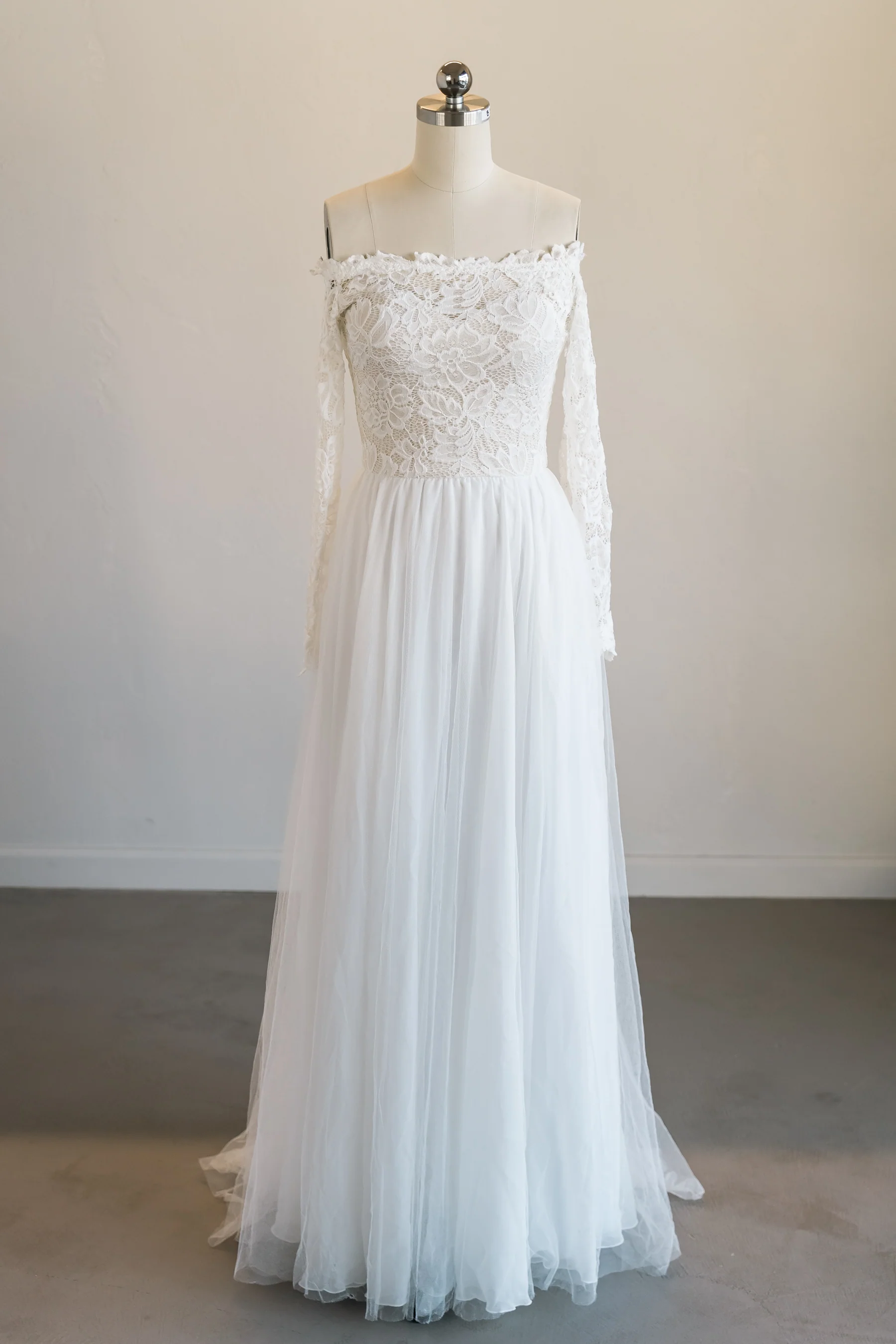 Phoebe Sample (size S) - Image 20